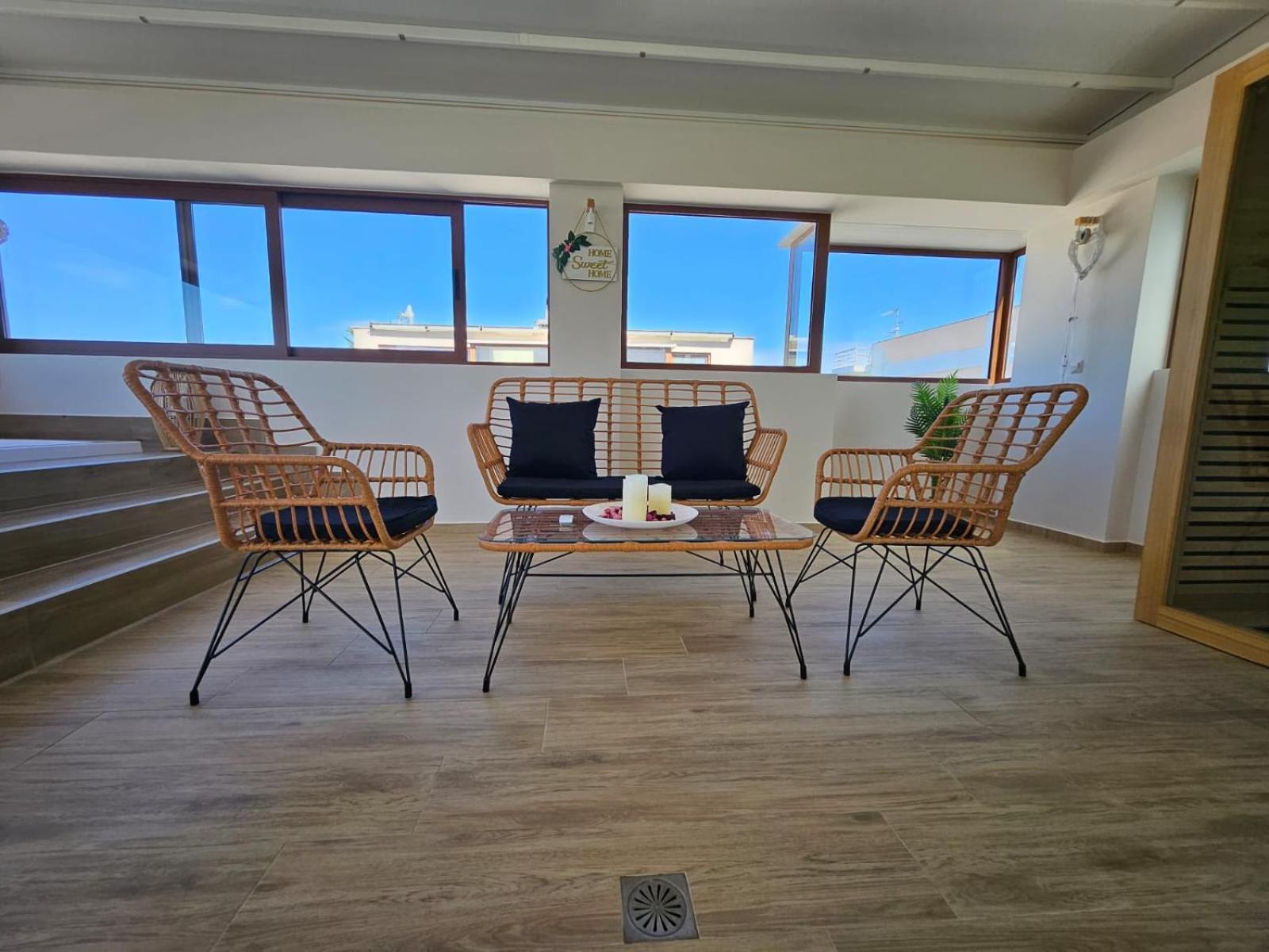Agora Luxury Villa I Лутраки Екстериор снимка