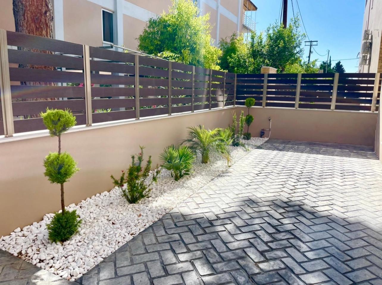 Agora Luxury Villa I Лутраки Екстериор снимка